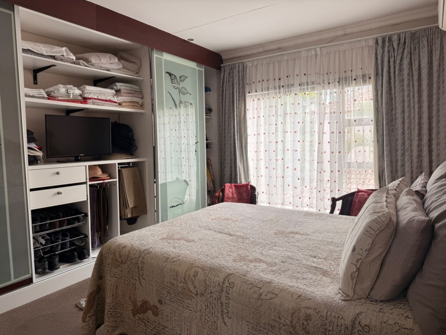 3 Bedroom Property for Sale in Safari Gardens North West